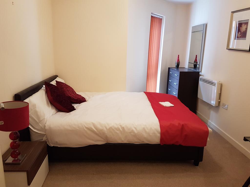 Two Bedrooms, Two Bath, Up To 3 Beds 1 Sofa - Slough Windsor Legoland Exterior photo
